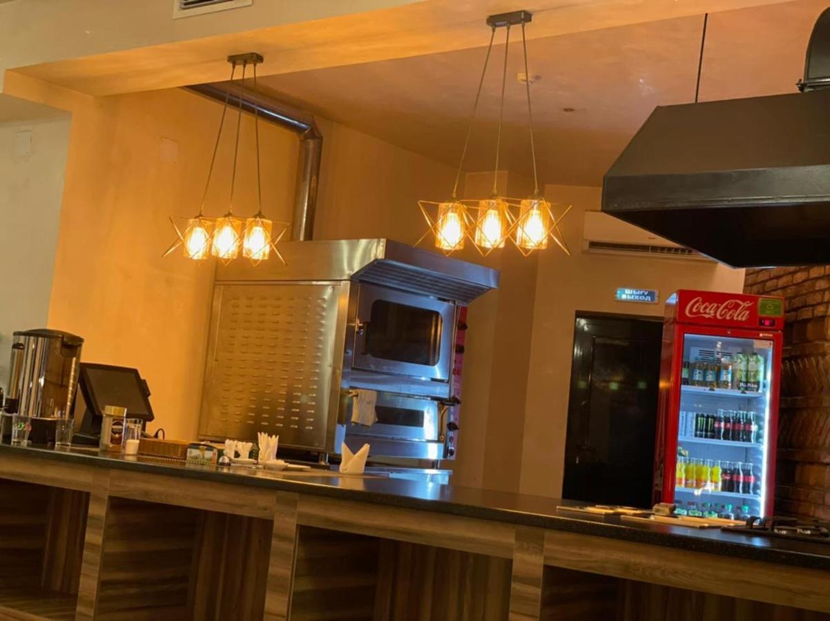 Barhat Hotel & Spa Taraz Luaran gambar