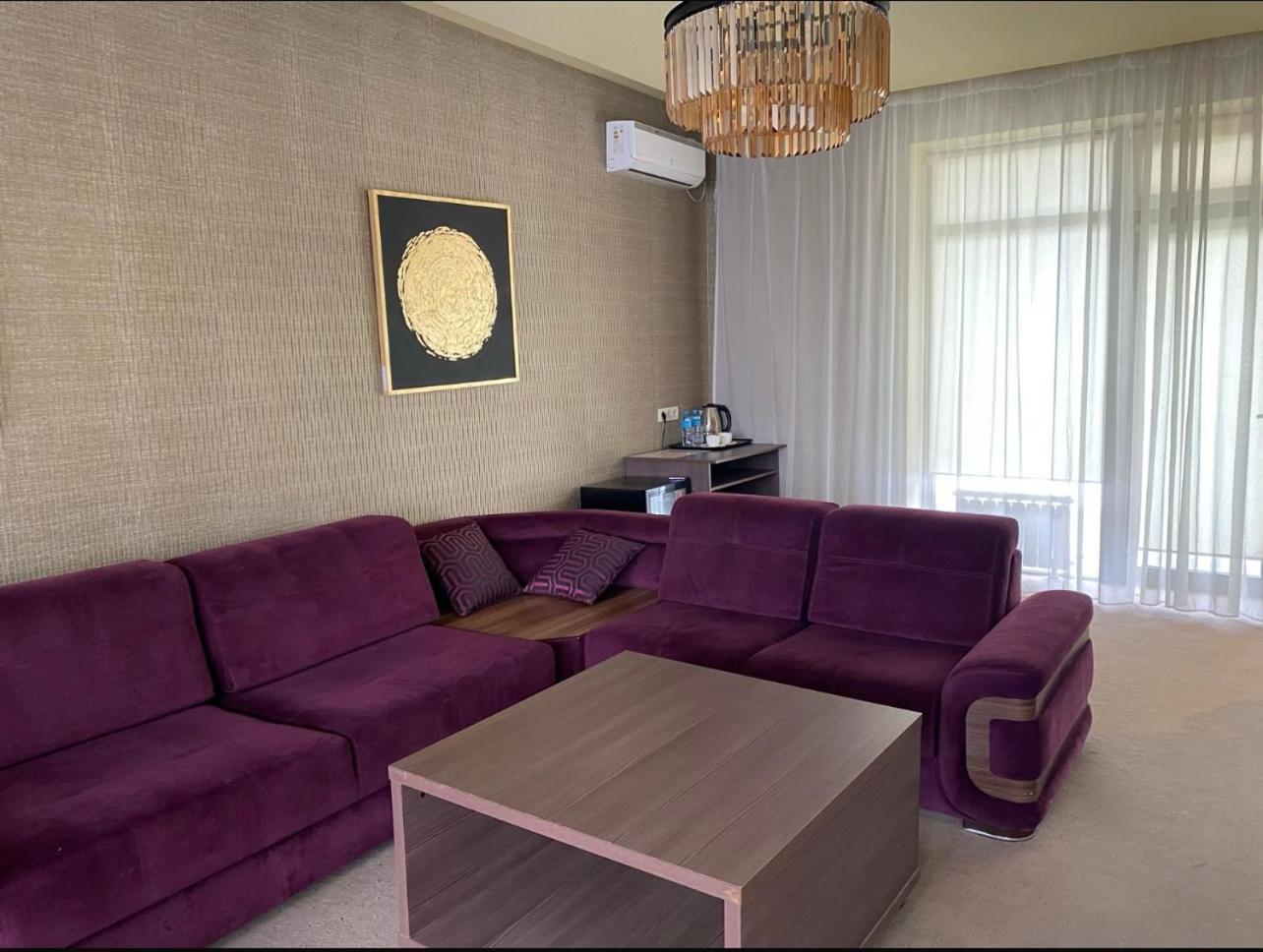Barhat Hotel & Spa Taraz Luaran gambar