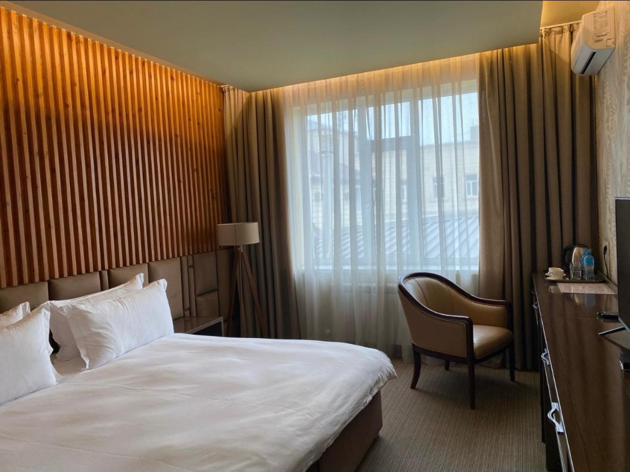 Barhat Hotel & Spa Taraz Luaran gambar