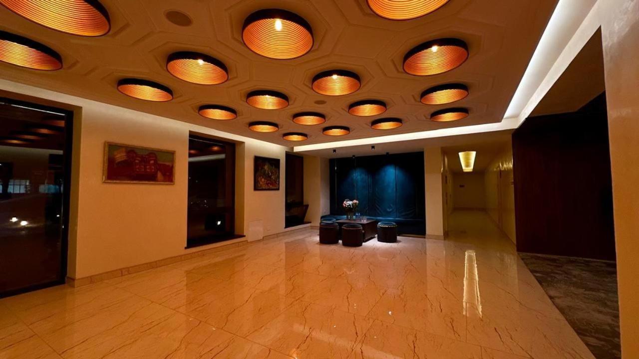 Barhat Hotel & Spa Taraz Luaran gambar