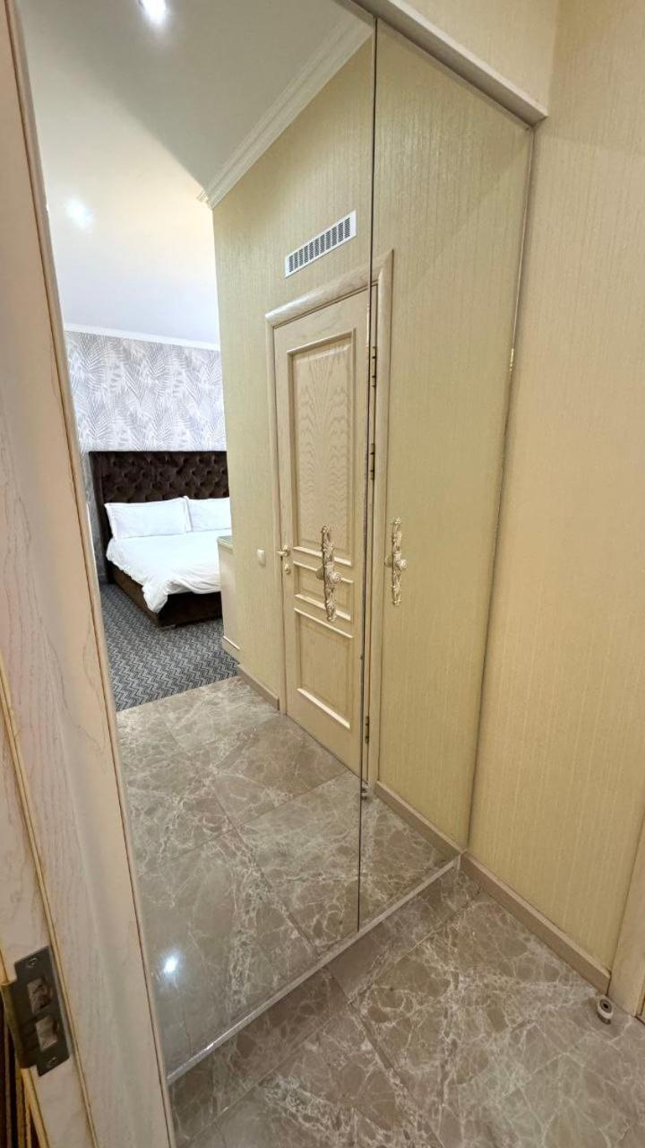 Barhat Hotel & Spa Taraz Luaran gambar