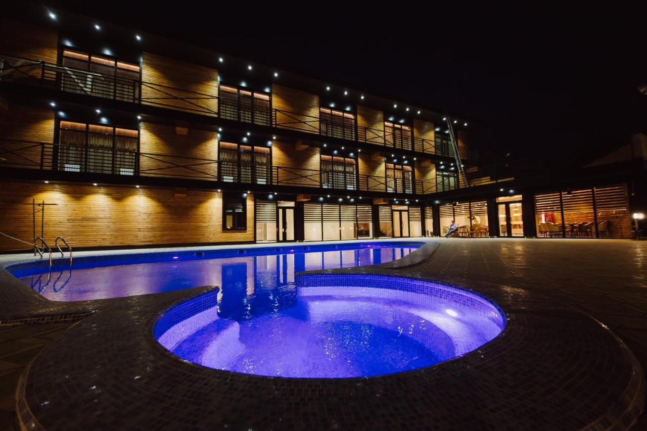 Barhat Hotel & Spa Taraz Luaran gambar