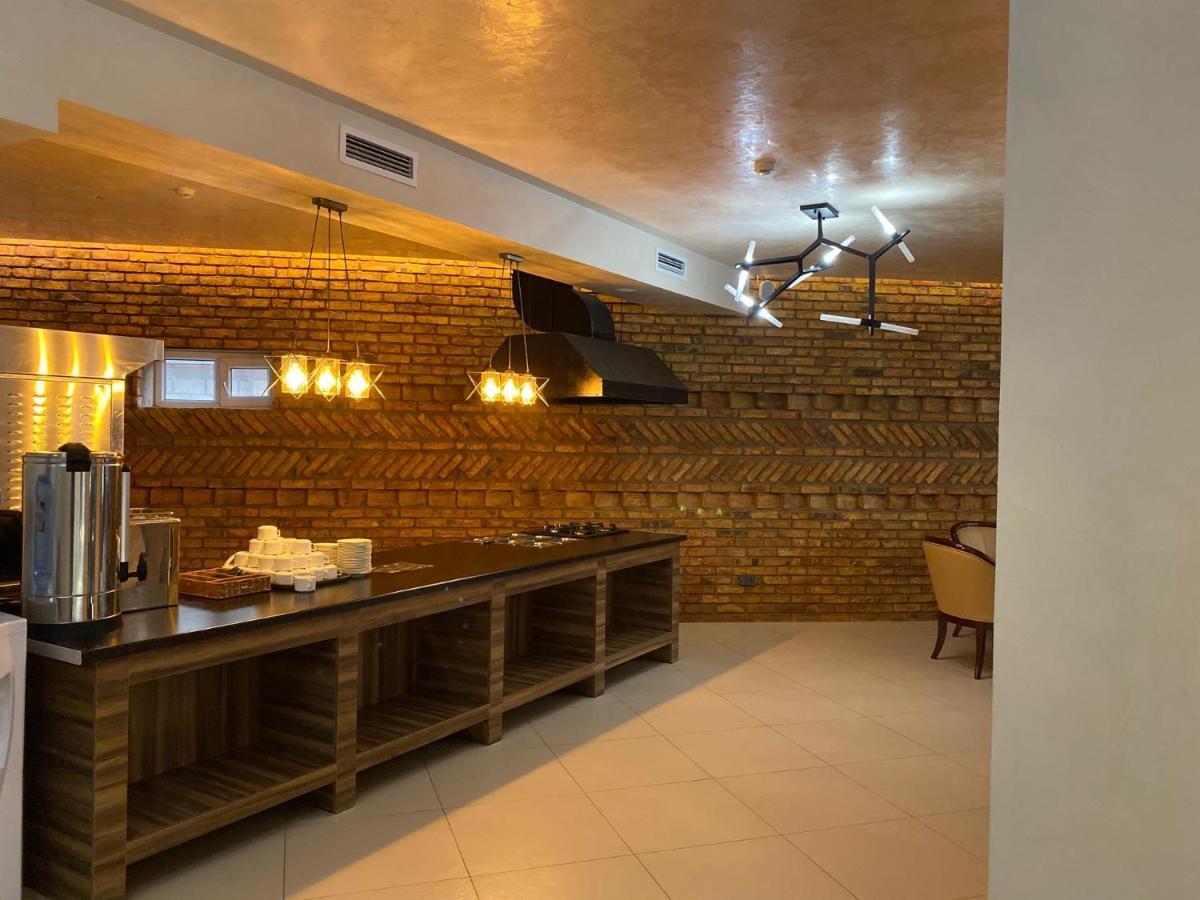 Barhat Hotel & Spa Taraz Luaran gambar